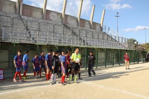 gli spalti del pubblico vuoti durante l'incontro Barrese - Sporting Nissa