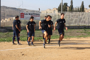 i giocatori pietrini durante la fase di riscaldamento