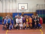 gli extracomunitari Esele, Atenciana, Magliano con i ragazzi del centro minibasket Consolini