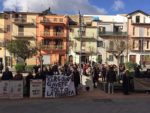 protesta davanti alla sede del comune che vantano crediti dal comune radioluce