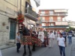 FOTO N-¦ 1 = Processione Madonna delle Grazie su un carretto siciliano.