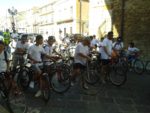 FOTO N-¦ 3 = Ciclisti alla Pedalata Ecologica Avis