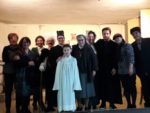 FOTO N° 1 = Gli attori e suor Gisella Aliotta al termine del recital