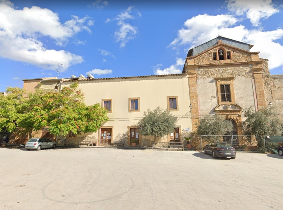 Piazza Fratelli Messina -Servizi Sociali